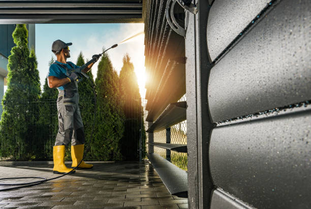 Best Patio and Deck Pressure Washing  in Grantsburg, WI